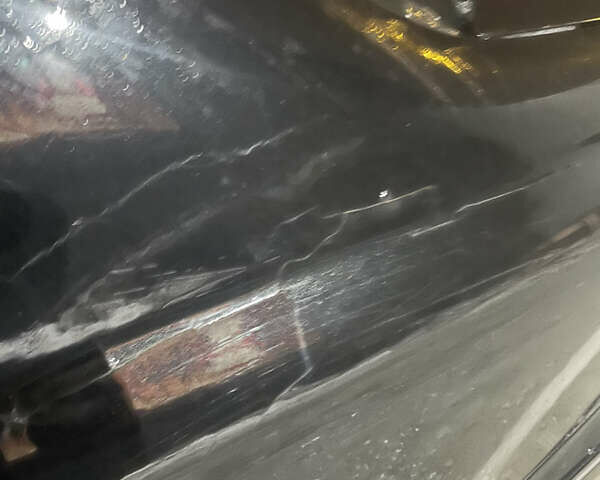 Черный Мерседес Ц-Класс, объемом двигателя 2 л и пробегом 300 тыс. км за 3800 $, фото 16 на Automoto.ua