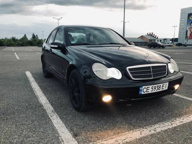 Чорний Мерседес Ц-Клас, об'ємом двигуна 2 л та пробігом 300 тис. км за 4000 $, фото 8 на Automoto.ua