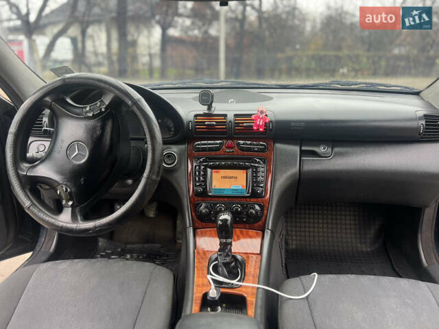 Чорний Мерседес Ц-Клас, об'ємом двигуна 2.15 л та пробігом 430 тис. км за 3650 $, фото 14 на Automoto.ua