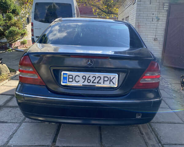 Мерседес Ц-Клас 2002 у Львові на Automoto.ua Чорний Мерседес Ц-Клас, об'ємом двигуна 1.8 л та пробігом 360 тис. км за 3900 $, фото 2 на Automoto.ua