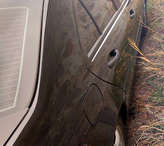 Черный Мерседес Ц-Класс, объемом двигателя 2 л и пробегом 500 тыс. км за 4300 $, фото 1 на Automoto.ua