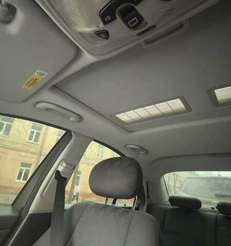 Черный Мерседес Ц-Класс, объемом двигателя 1.8 л и пробегом 372 тыс. км за 4200 $, фото 11 на Automoto.ua