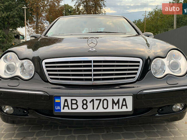 Чорний Мерседес Ц-Клас, об'ємом двигуна 1.8 л та пробігом 262 тис. км за 8000 $, фото 1 на Automoto.ua