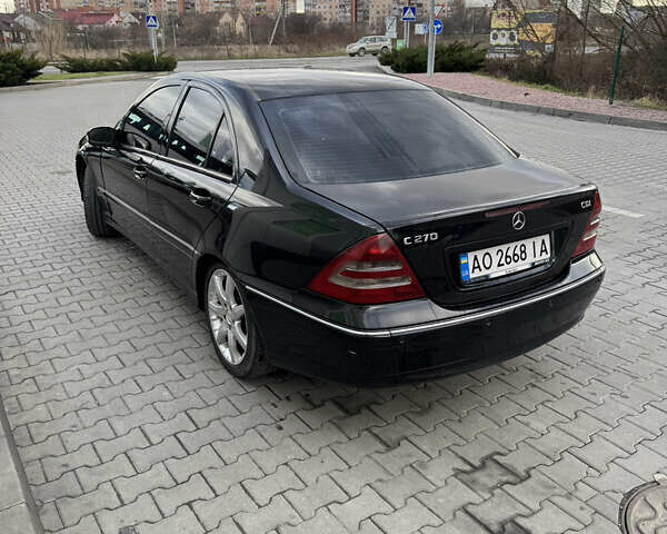 Чорний Мерседес Ц-Клас, об'ємом двигуна 2.7 л та пробігом 290 тис. км за 6439 $, фото 2 на Automoto.ua