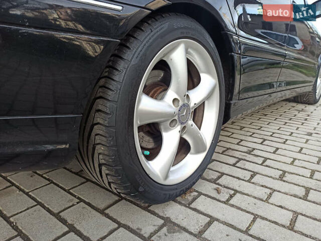 Черный Мерседес Ц-Класс, объемом двигателя 2.2 л и пробегом 350 тыс. км за 3000 $, фото 6 на Automoto.ua