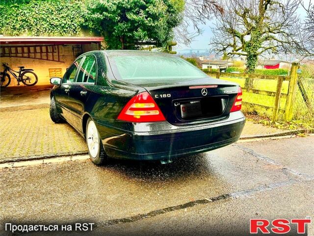 Чорний Мерседес Ц-Клас, об'ємом двигуна 1.8 л та пробігом 287 тис. км за 4300 $, фото 4 на Automoto.ua