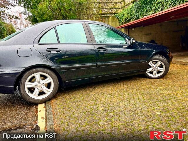 Чорний Мерседес Ц-Клас, об'ємом двигуна 1.8 л та пробігом 287 тис. км за 4300 $, фото 5 на Automoto.ua