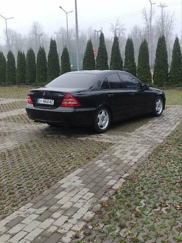 Чорний Мерседес Ц-Клас, об'ємом двигуна 2.2 л та пробігом 269 тис. км за 5850 $, фото 21 на Automoto.ua