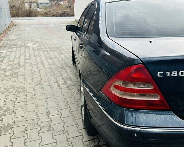 Мерседес Ц-Клас 2004 у Рахове на Automoto.ua Чорний Мерседес Ц-Клас, об'ємом двигуна 1.8 л та пробігом 320 тис. км за 5000 $, фото 5 на Automoto.ua