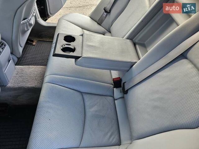 Черный Мерседес Ц-Класс, объемом двигателя 1.8 л и пробегом 338 тыс. км за 4500 $, фото 36 на Automoto.ua