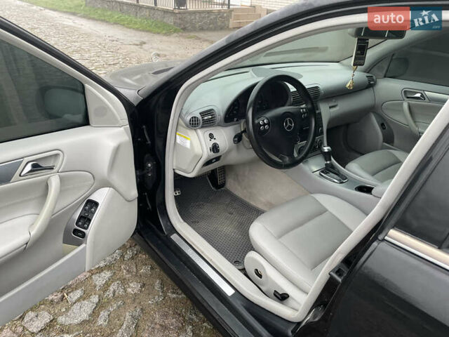 Чорний Мерседес Ц-Клас, об'ємом двигуна 1.8 л та пробігом 353 тис. км за 5999 $, фото 14 на Automoto.ua