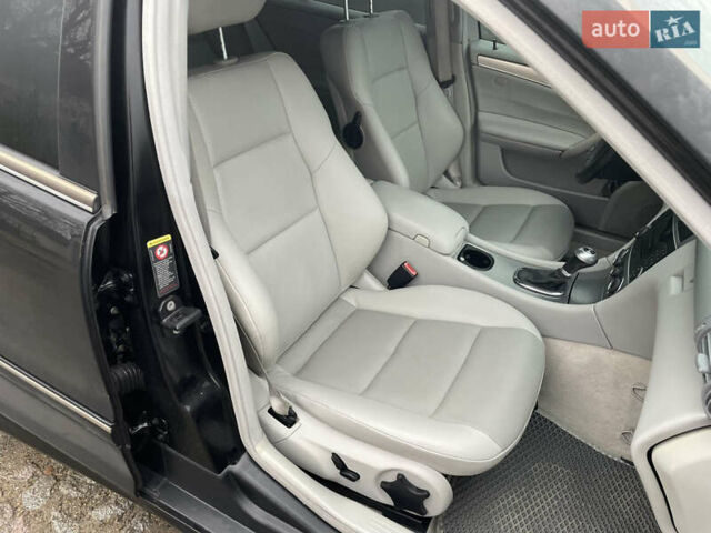 Чорний Мерседес Ц-Клас, об'ємом двигуна 1.8 л та пробігом 353 тис. км за 5999 $, фото 21 на Automoto.ua