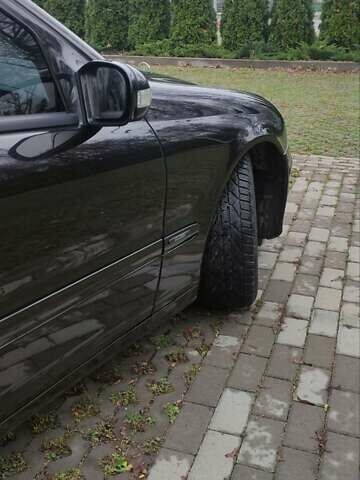 Чорний Мерседес Ц-Клас, об'ємом двигуна 2.2 л та пробігом 269 тис. км за 5850 $, фото 8 на Automoto.ua