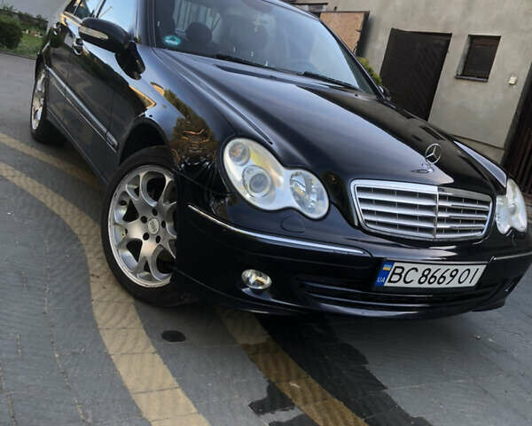 Чорний Мерседес Ц-Клас, об'ємом двигуна 1.8 л та пробігом 213 тис. км за 7600 $, фото 31 на Automoto.ua