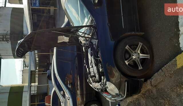 Черный Мерседес Ц-Класс, объемом двигателя 1.8 л и пробегом 200 тыс. км за 7350 $, фото 3 на Automoto.ua