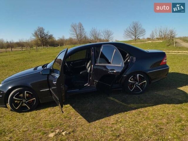 Чорний Мерседес Ц-Клас, об'ємом двигуна 1.8 л та пробігом 283 тис. км за 8500 $, фото 14 на Automoto.ua