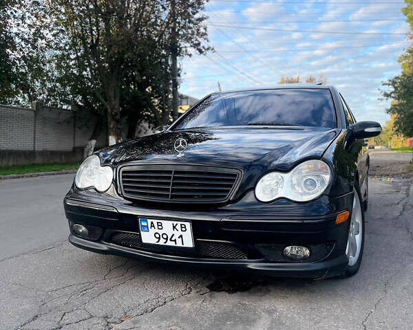 Мерседес Ц-Класс 2006 в Виннице на Automoto.ua Черный Мерседес Ц-Класс, объемом двигателя 2.5 л и пробегом 285 тыс. км за 7500 $, фото 39 на Automoto.ua