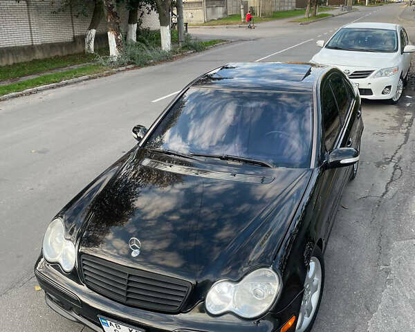 Мерседес Ц-Класс 2006 в Виннице на Automoto.ua Черный Мерседес Ц-Класс, объемом двигателя 2.5 л и пробегом 285 тыс. км за 7500 $, фото 8 на Automoto.ua
