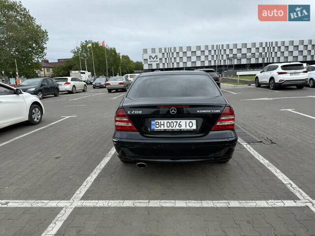 Чорний Мерседес Ц-Клас, об'ємом двигуна 1.8 л та пробігом 217 тис. км за 6800 $, фото 15 на Automoto.ua