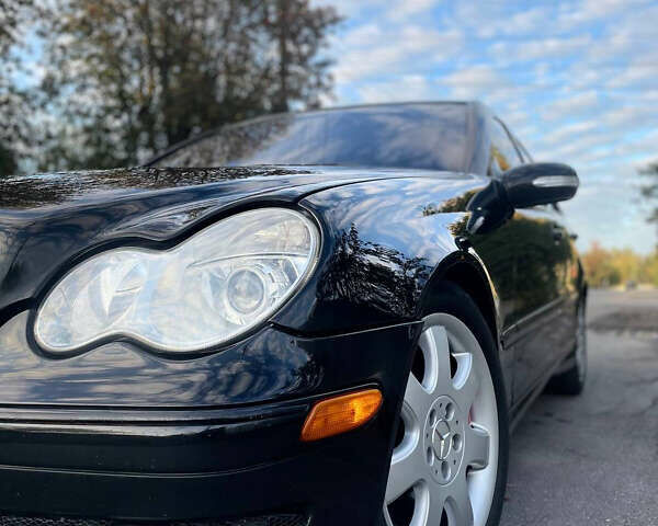 Мерседес Ц-Класс 2006 в Виннице на Automoto.ua Черный Мерседес Ц-Класс, объемом двигателя 2.5 л и пробегом 285 тыс. км за 7500 $, фото 30 на Automoto.ua