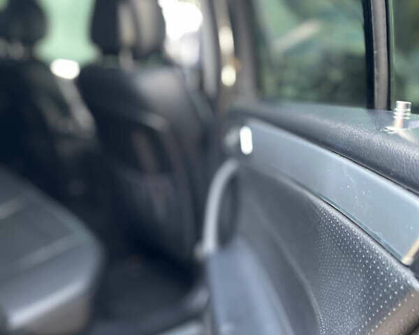 Мерседес Ц-Класс 2006 в Виннице на Automoto.ua Черный Мерседес Ц-Класс, объемом двигателя 2.5 л и пробегом 285 тыс. км за 7500 $, фото 18 на Automoto.ua