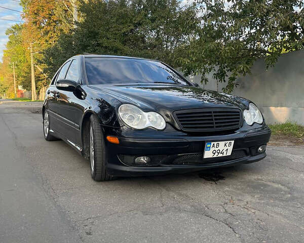 Мерседес Ц-Класс 2006 в Виннице на Automoto.ua Черный Мерседес Ц-Класс, объемом двигателя 2.5 л и пробегом 285 тыс. км за 7500 $, фото 34 на Automoto.ua