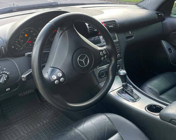 Мерседес Ц-Класс 2006 в Виннице на Automoto.ua Черный Мерседес Ц-Класс, объемом двигателя 2.5 л и пробегом 285 тыс. км за 7500 $, фото 12 на Automoto.ua