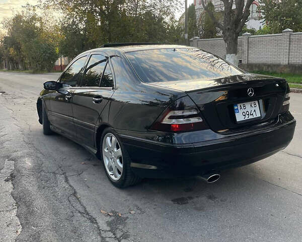 Мерседес Ц-Класс 2006 в Виннице на Automoto.ua Черный Мерседес Ц-Класс, объемом двигателя 2.5 л и пробегом 285 тыс. км за 7500 $, фото 3 на Automoto.ua