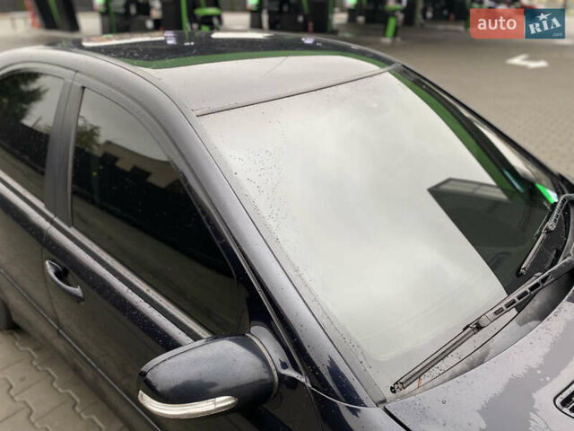 Черный Мерседес Ц-Класс, объемом двигателя 1.8 л и пробегом 260 тыс. км за 6900 $, фото 11 на Automoto.ua