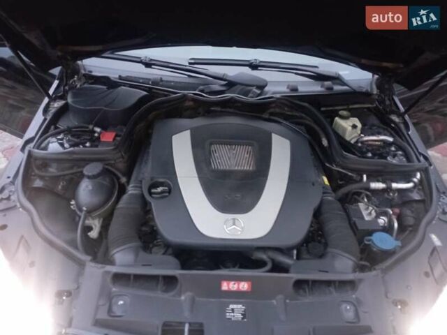 Черный Мерседес Ц-Класс, объемом двигателя 3.5 л и пробегом 158 тыс. км за 10300 $, фото 22 на Automoto.ua