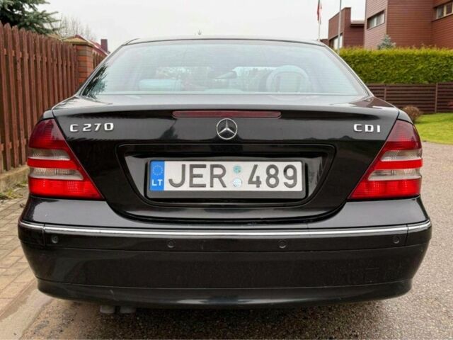 Чорний Мерседес Ц-Клас, об'ємом двигуна 2.7 л та пробігом 287 тис. км за 4111 $, фото 2 на Automoto.ua
