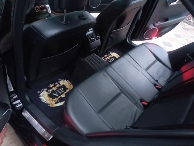 Черный Мерседес Ц-Класс, объемом двигателя 3.5 л и пробегом 158 тыс. км за 10300 $, фото 18 на Automoto.ua