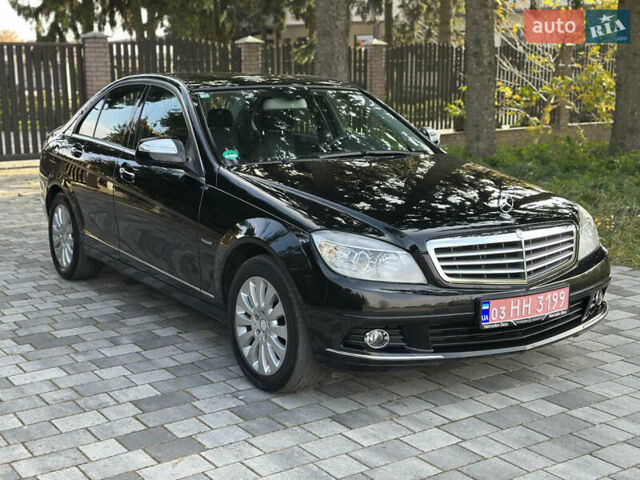 Мерседес Ц-Клас 2007 у Старокостянтинів на Automoto.ua Чорний Мерседес Ц-Клас, об'ємом двигуна 1.8 л та пробігом 220 тис. км за 8350 $, фото 3 на Automoto.ua