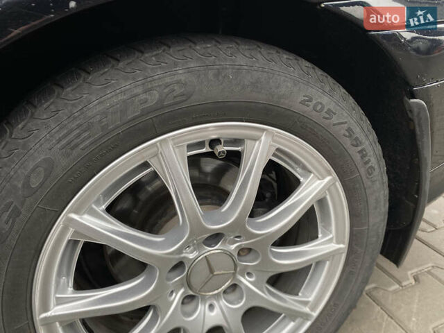 Черный Мерседес Ц-Класс, объемом двигателя 1.8 л и пробегом 260 тыс. км за 6900 $, фото 14 на Automoto.ua