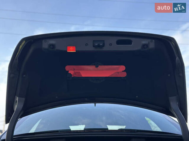 Мерседес Ц-Клас 2007 у Старокостянтинів на Automoto.ua Чорний Мерседес Ц-Клас, об'ємом двигуна 1.8 л та пробігом 220 тис. км за 8350 $, фото 12 на Automoto.ua