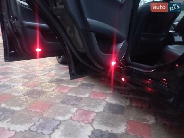 Черный Мерседес Ц-Класс, объемом двигателя 3.5 л и пробегом 158 тыс. км за 10300 $, фото 18 на Automoto.ua