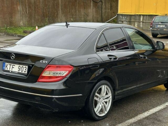 Мерседес Ц-Клас 2007 у Львові на Automoto.ua Чорний Мерседес Ц-Клас, об'ємом двигуна 2.2 л та пробігом 356 тис. км за 4905 $, фото 3 на Automoto.ua