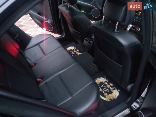 Черный Мерседес Ц-Класс, объемом двигателя 3.5 л и пробегом 158 тыс. км за 10300 $, фото 26 на Automoto.ua