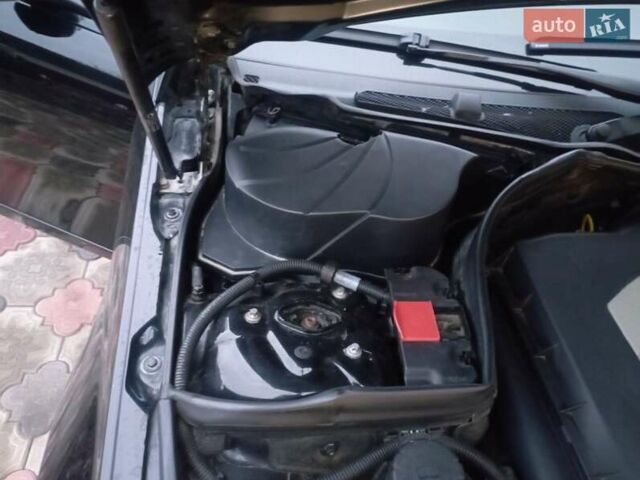 Черный Мерседес Ц-Класс, объемом двигателя 3.5 л и пробегом 158 тыс. км за 10300 $, фото 23 на Automoto.ua