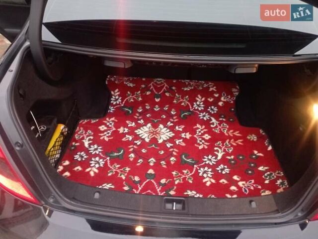 Черный Мерседес Ц-Класс, объемом двигателя 3.5 л и пробегом 158 тыс. км за 10300 $, фото 37 на Automoto.ua