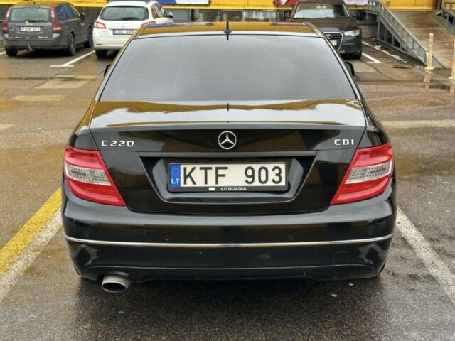 Мерседес Ц-Клас 2007 у Львові на Automoto.ua Чорний Мерседес Ц-Клас, об'ємом двигуна 2.2 л та пробігом 356 тис. км за 4905 $, фото 5 на Automoto.ua