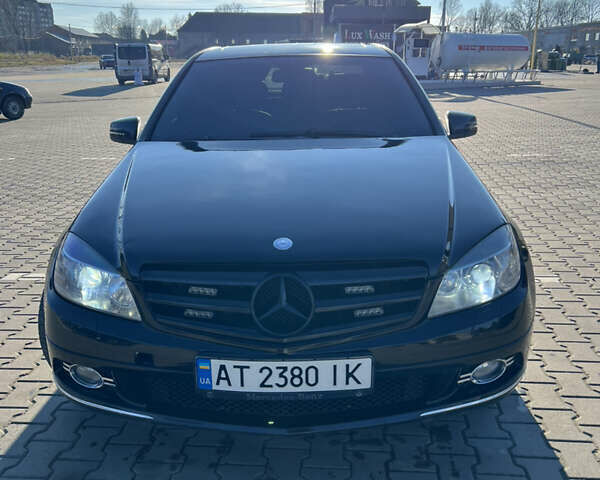 Чорний Мерседес Ц-Клас, об'ємом двигуна 2.2 л та пробігом 422 тис. км за 7570 $, фото 3 на Automoto.ua