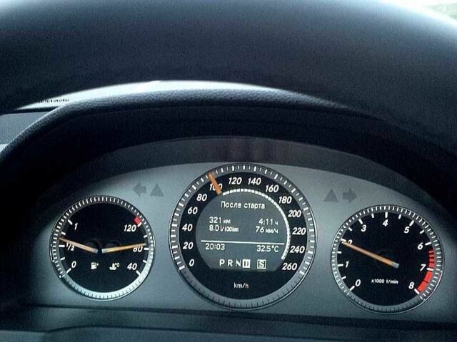 Черный Мерседес Ц-Класс, объемом двигателя 3 л и пробегом 220 тыс. км за 13999 $, фото 7 на Automoto.ua