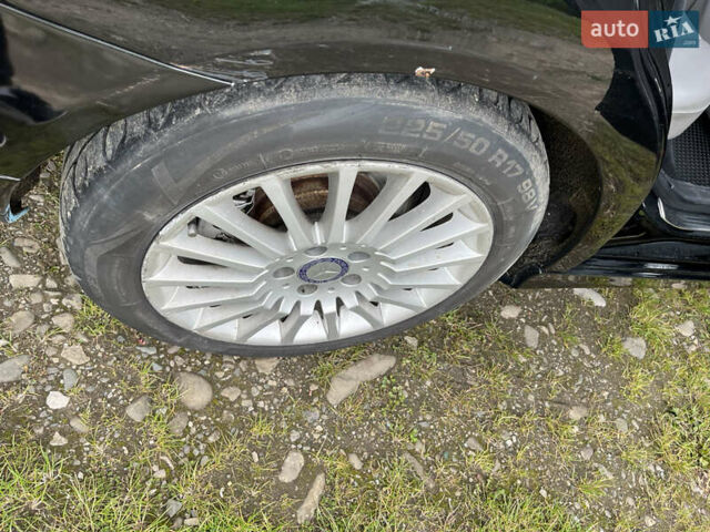 Чорний Мерседес Ц-Клас, об'ємом двигуна 1.8 л та пробігом 266 тис. км за 9800 $, фото 19 на Automoto.ua