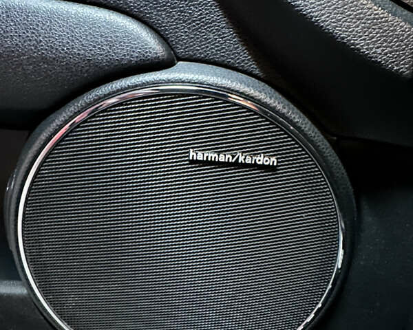 Чорний Мерседес Ц-Клас, об'ємом двигуна 1.8 л та пробігом 67 тис. км за 11500 $, фото 19 на Automoto.ua