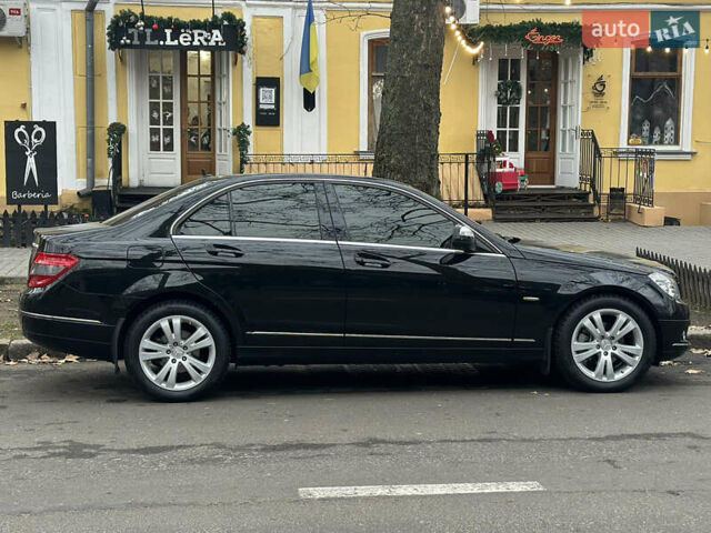 Чорний Мерседес Ц-Клас, об'ємом двигуна 1.8 л та пробігом 128 тис. км за 10900 $, фото 12 на Automoto.ua