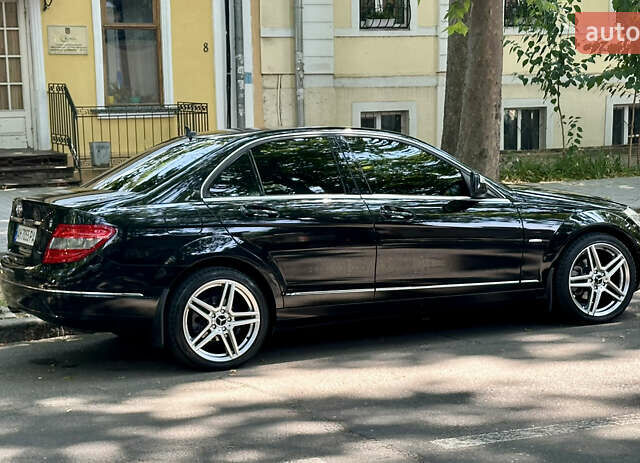 Чорний Мерседес Ц-Клас, об'ємом двигуна 1.8 л та пробігом 128 тис. км за 10900 $, фото 11 на Automoto.ua