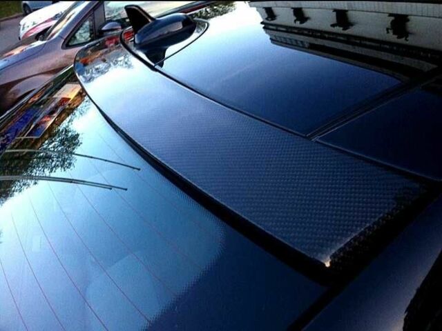 Черный Мерседес Ц-Класс, объемом двигателя 3 л и пробегом 220 тыс. км за 13999 $, фото 4 на Automoto.ua