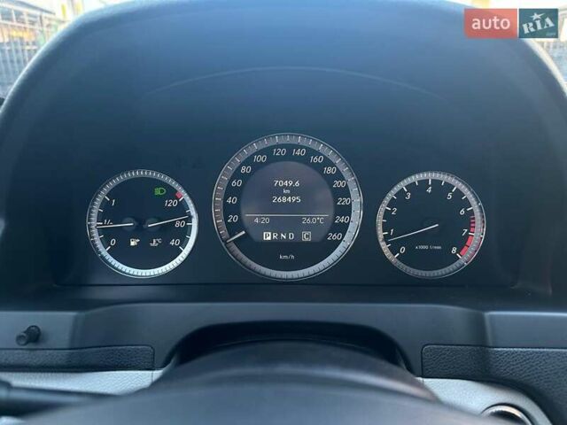 Чорний Мерседес Ц-Клас, об'ємом двигуна 1.8 л та пробігом 270 тис. км за 8900 $, фото 15 на Automoto.ua