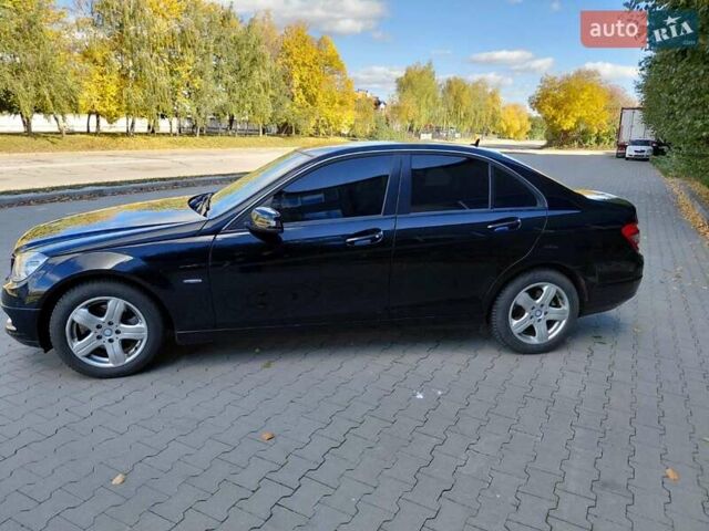 Чорний Мерседес Ц-Клас, об'ємом двигуна 1.8 л та пробігом 125 тис. км за 11200 $, фото 6 на Automoto.ua